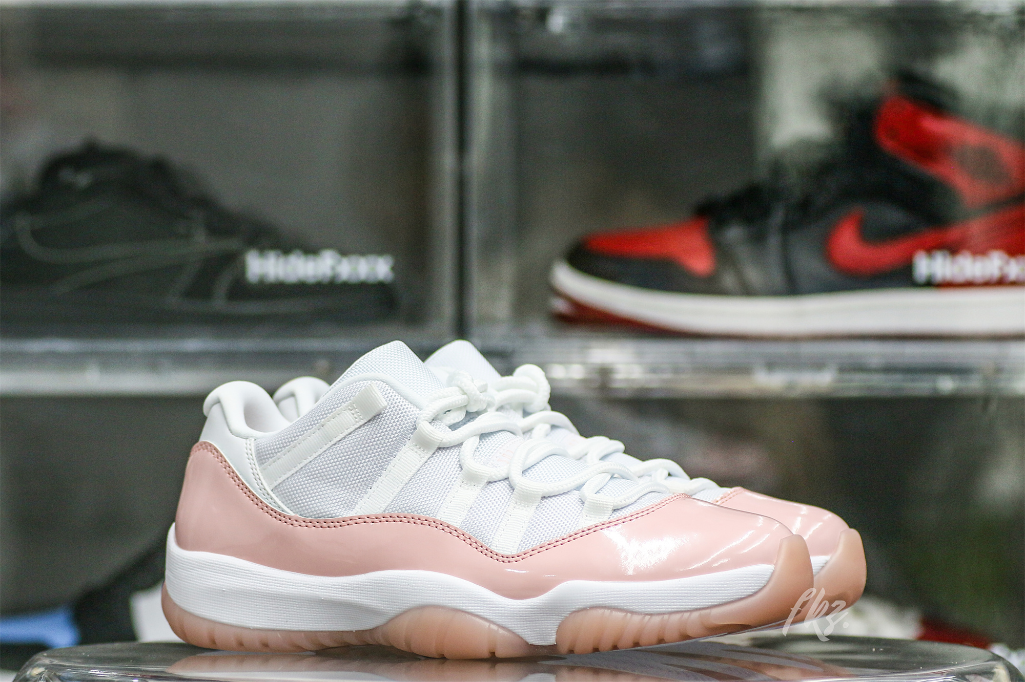 Air Jordan 11 Low WMNS “Legend Pink”