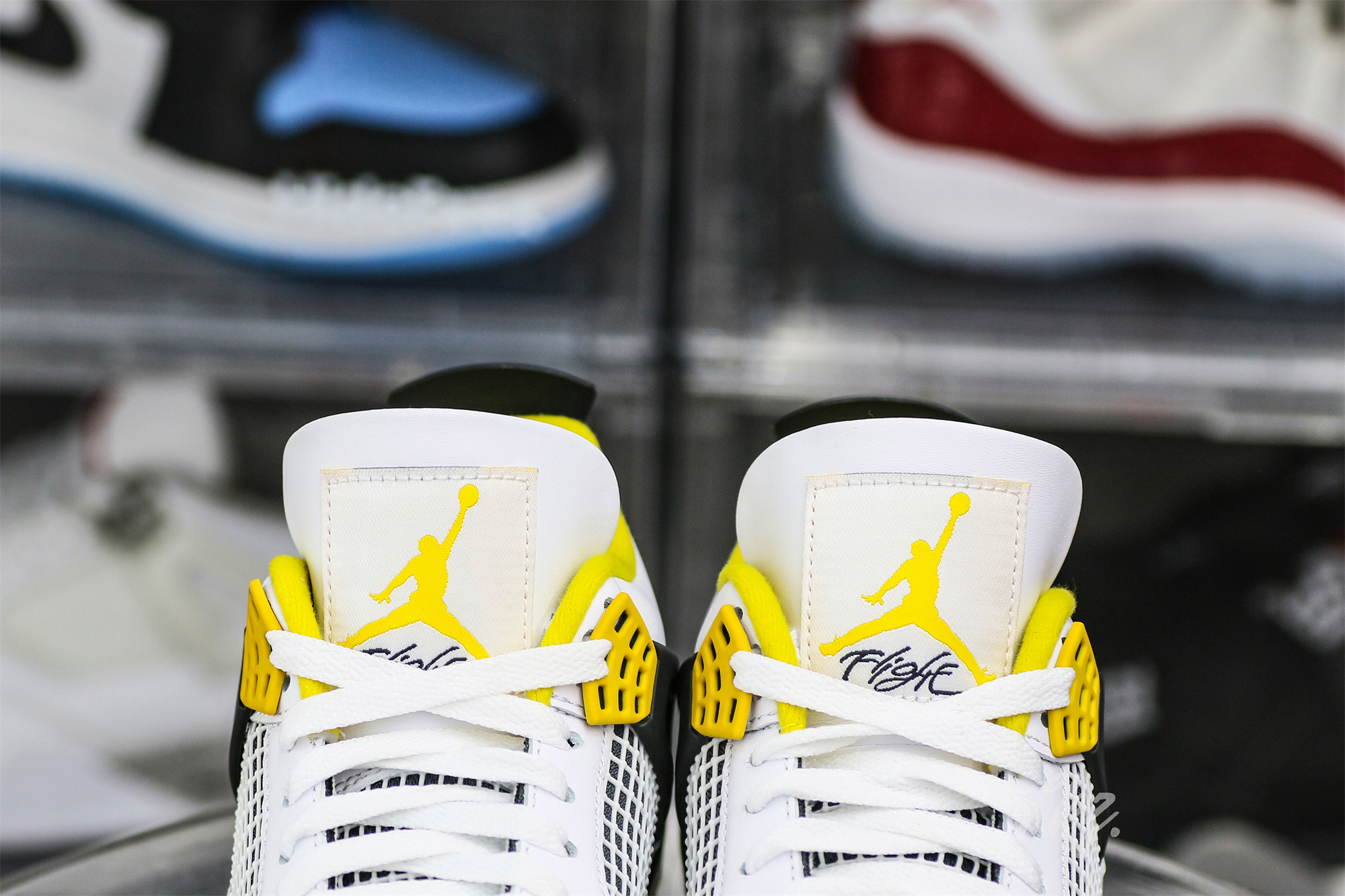 Air Jordan 4 “Vivid Sulfur” 2024 (Ln5 A1)