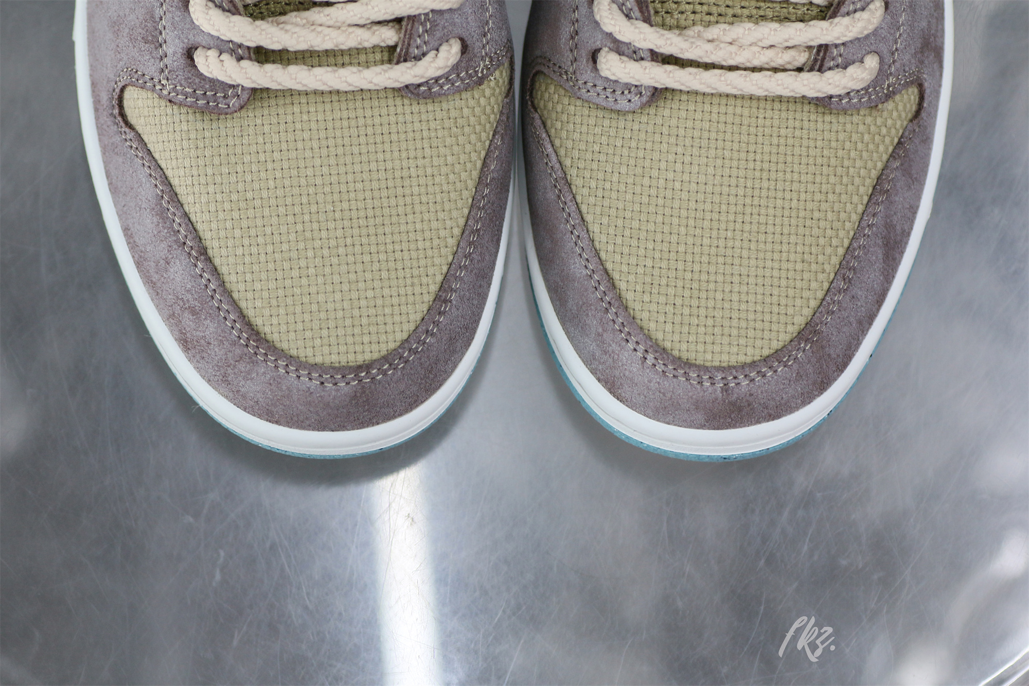 Dunk Low SB Big Money Savings 2024