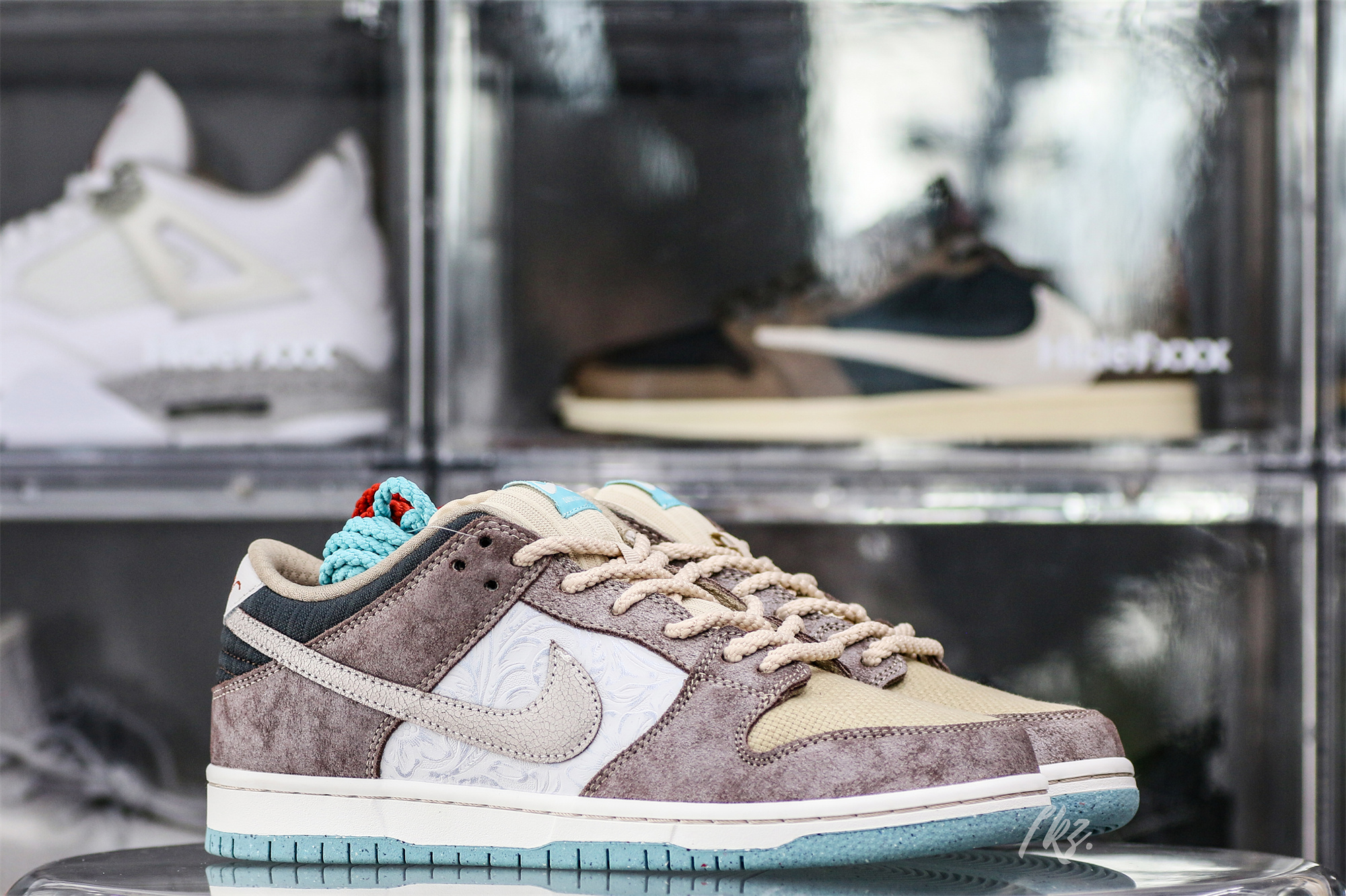 Dunk Low SB Big Money Savings 2024