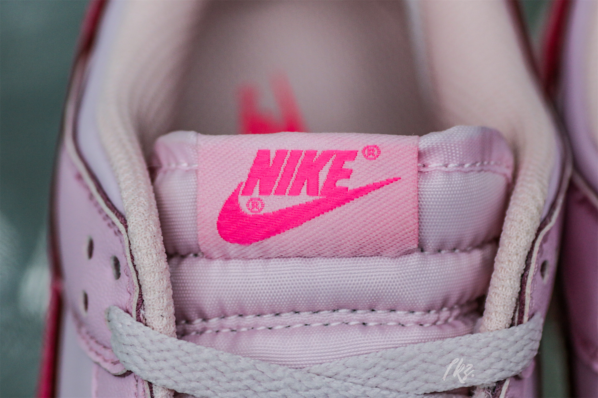 Nike Dunk Low ‘Triple Pink’ Women’s