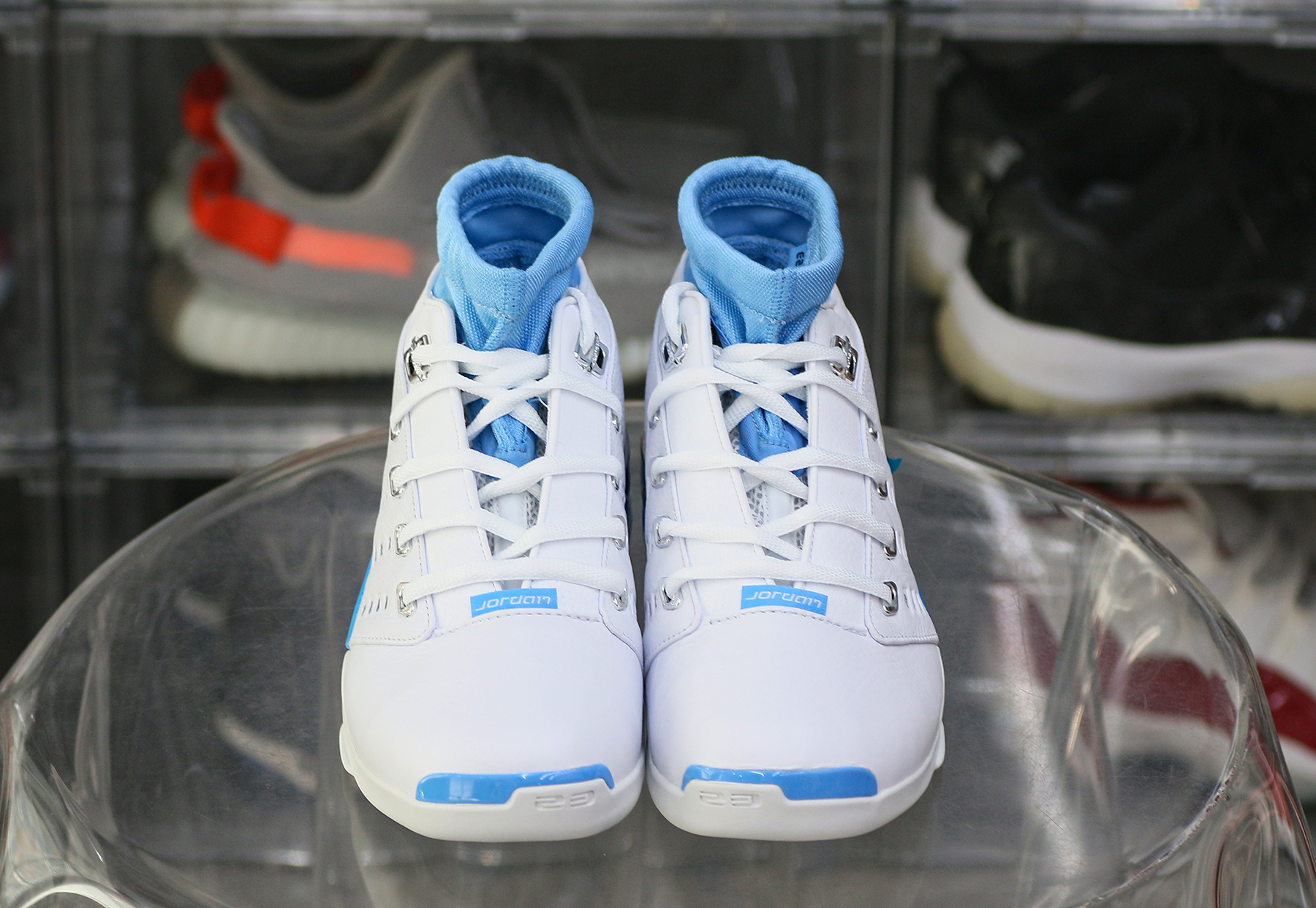 Jordan 17 Retro University Blue UNC 2024 (Regular box)