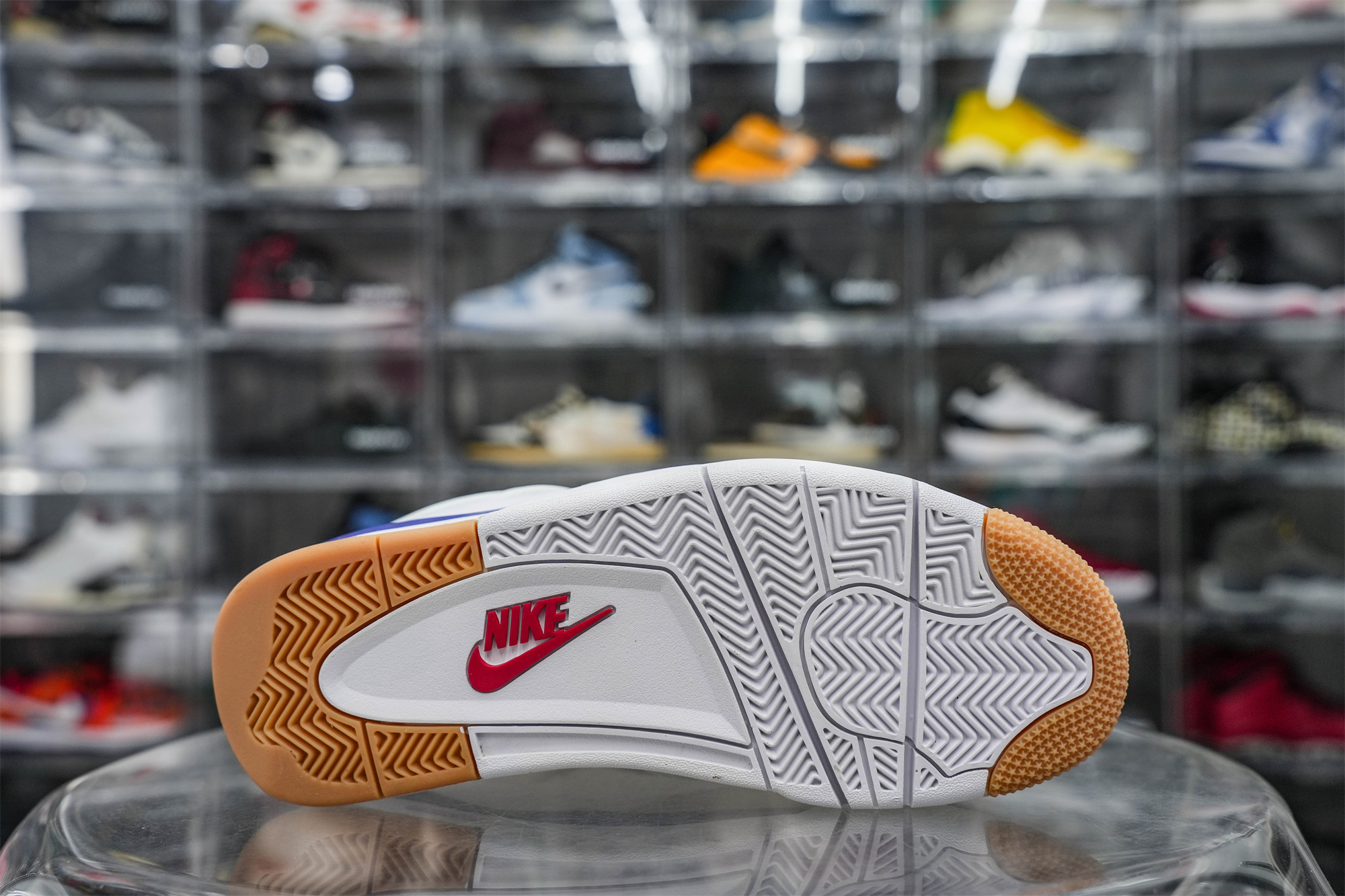 Air Jordan 4 Retro SP X Nike SB White Purple