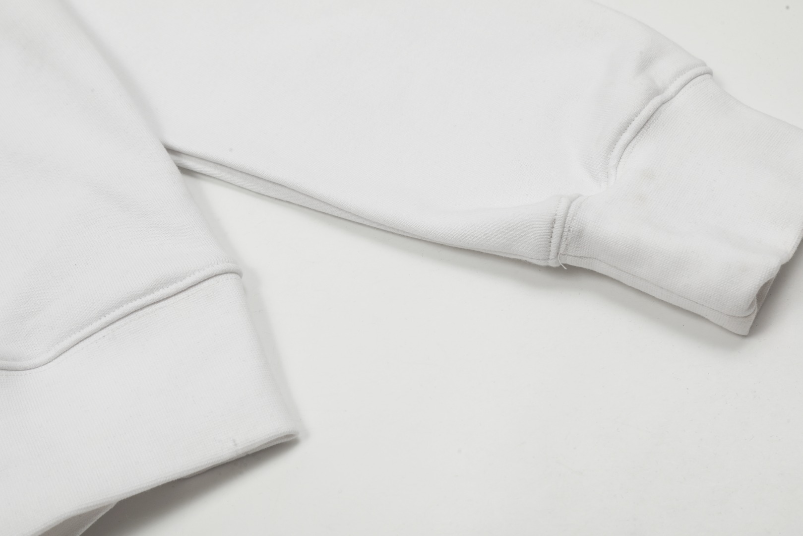 Ch*0me He**ts embroidered and printed heavy-duty hoodie in white