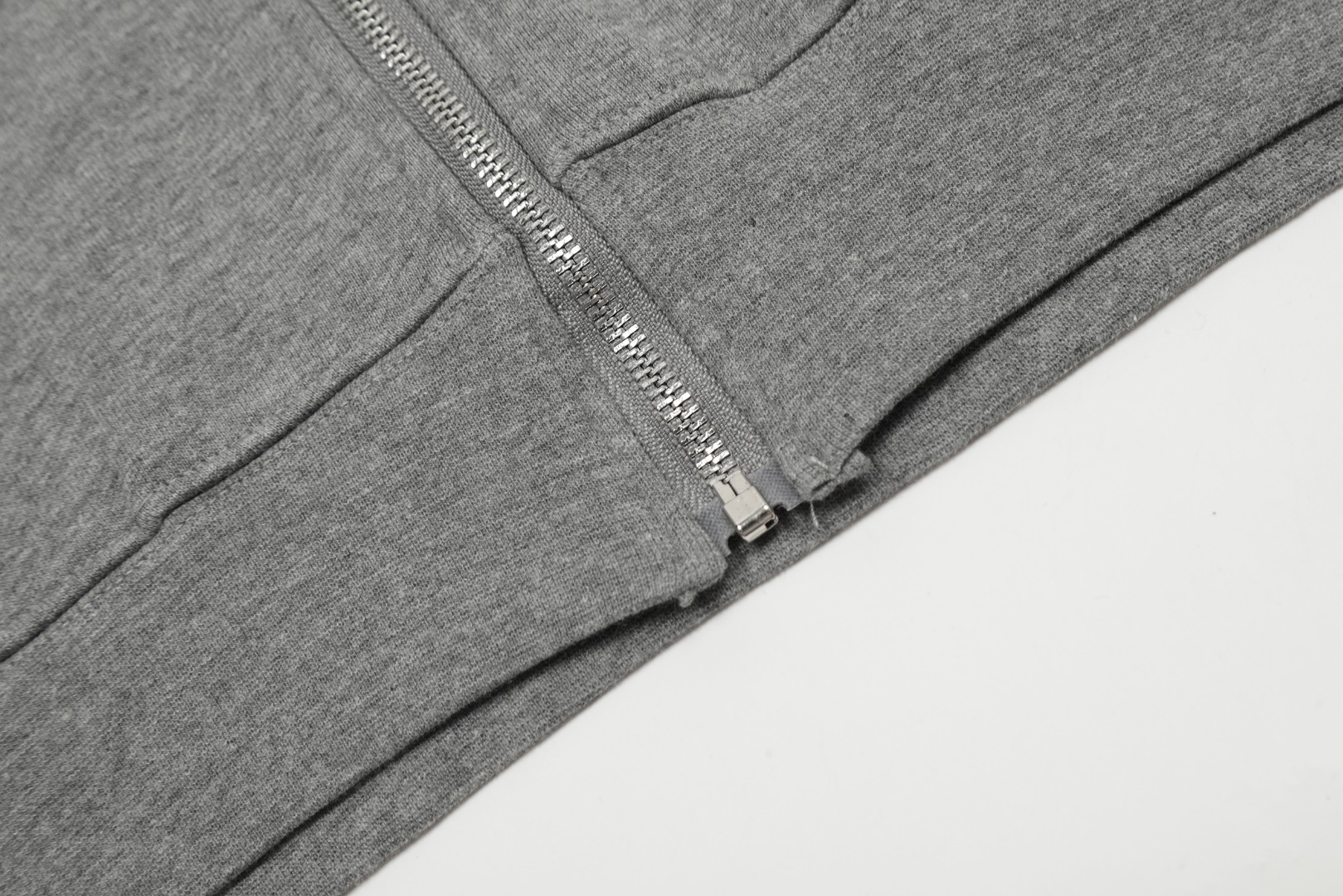 Ch*0me He**ts gray embroidered and printed heavy-duty zip-up hoodie