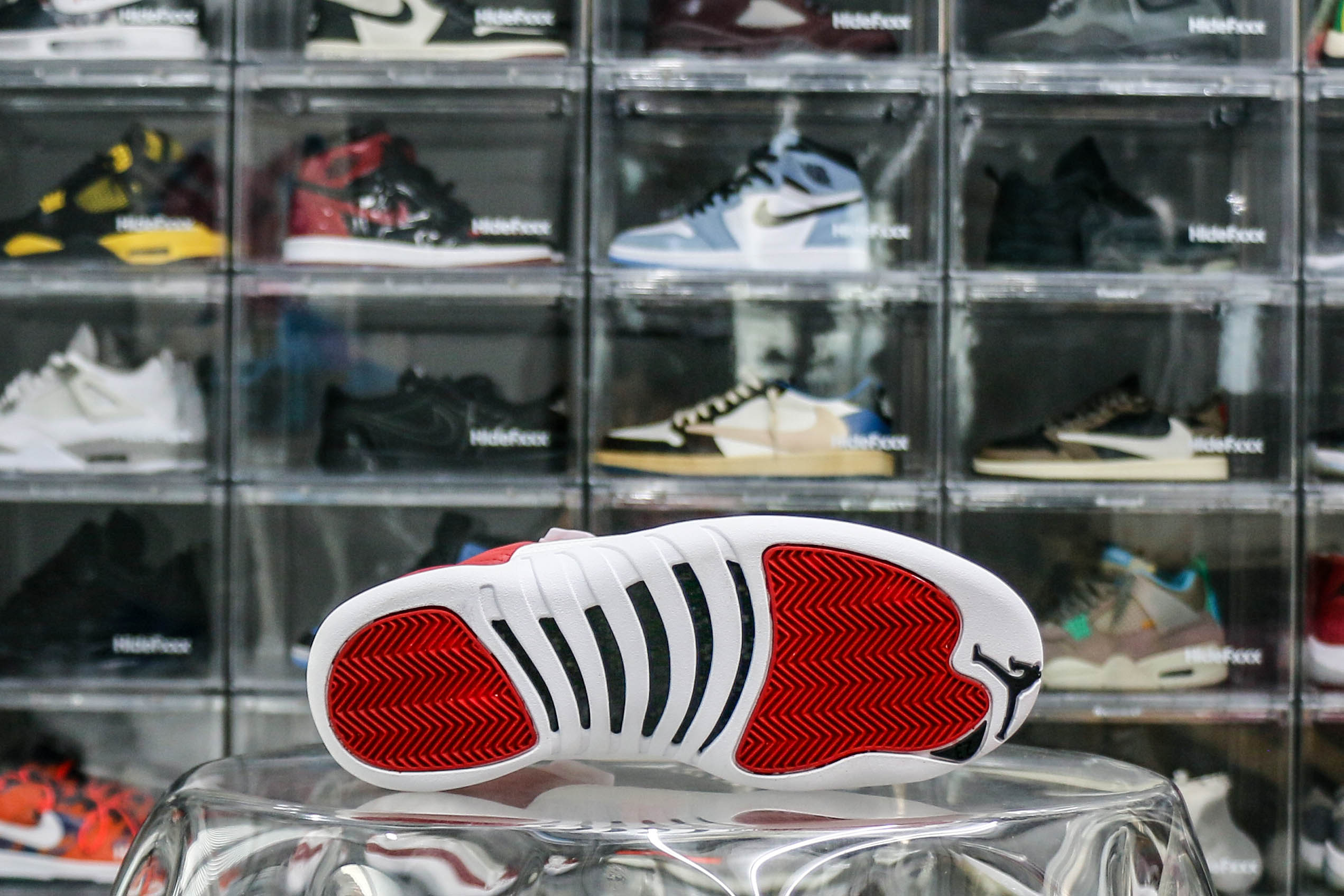 Jordan 12 Retro Gym Red（2016）