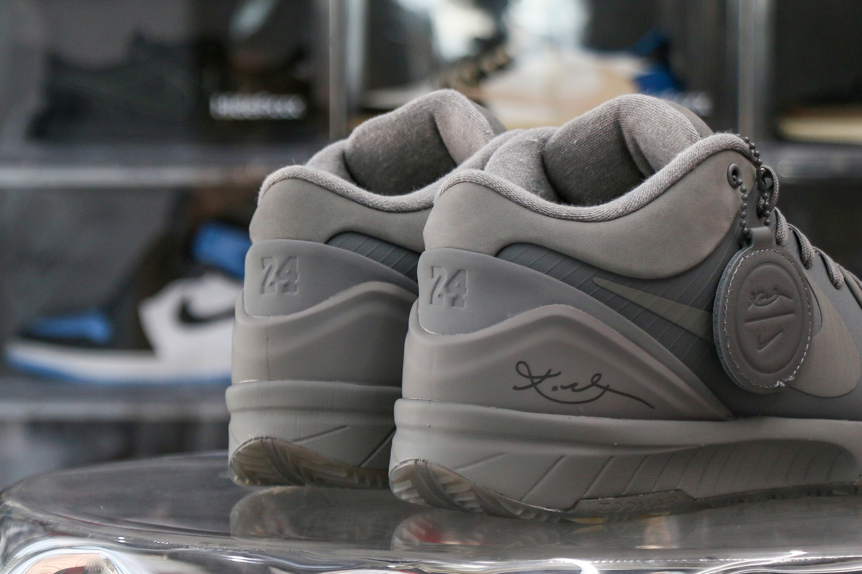 Nike Kobe 4 Black Mamba Collection Fade to Black (2016)（Ln5 A1）