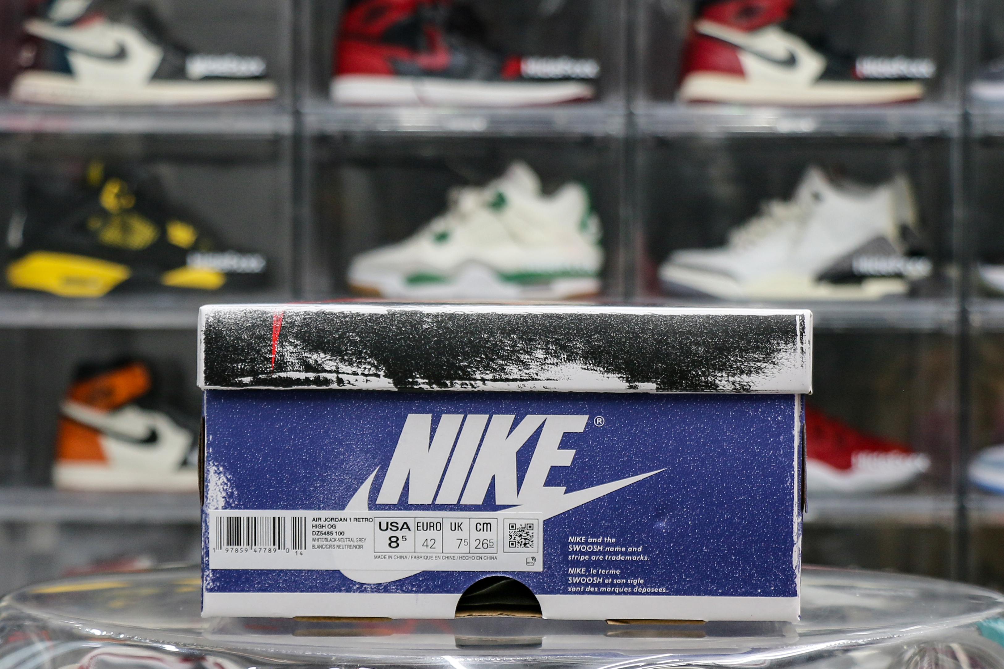 Air Jordan 1 High OG Rare Air Deep Royal Blue 2025