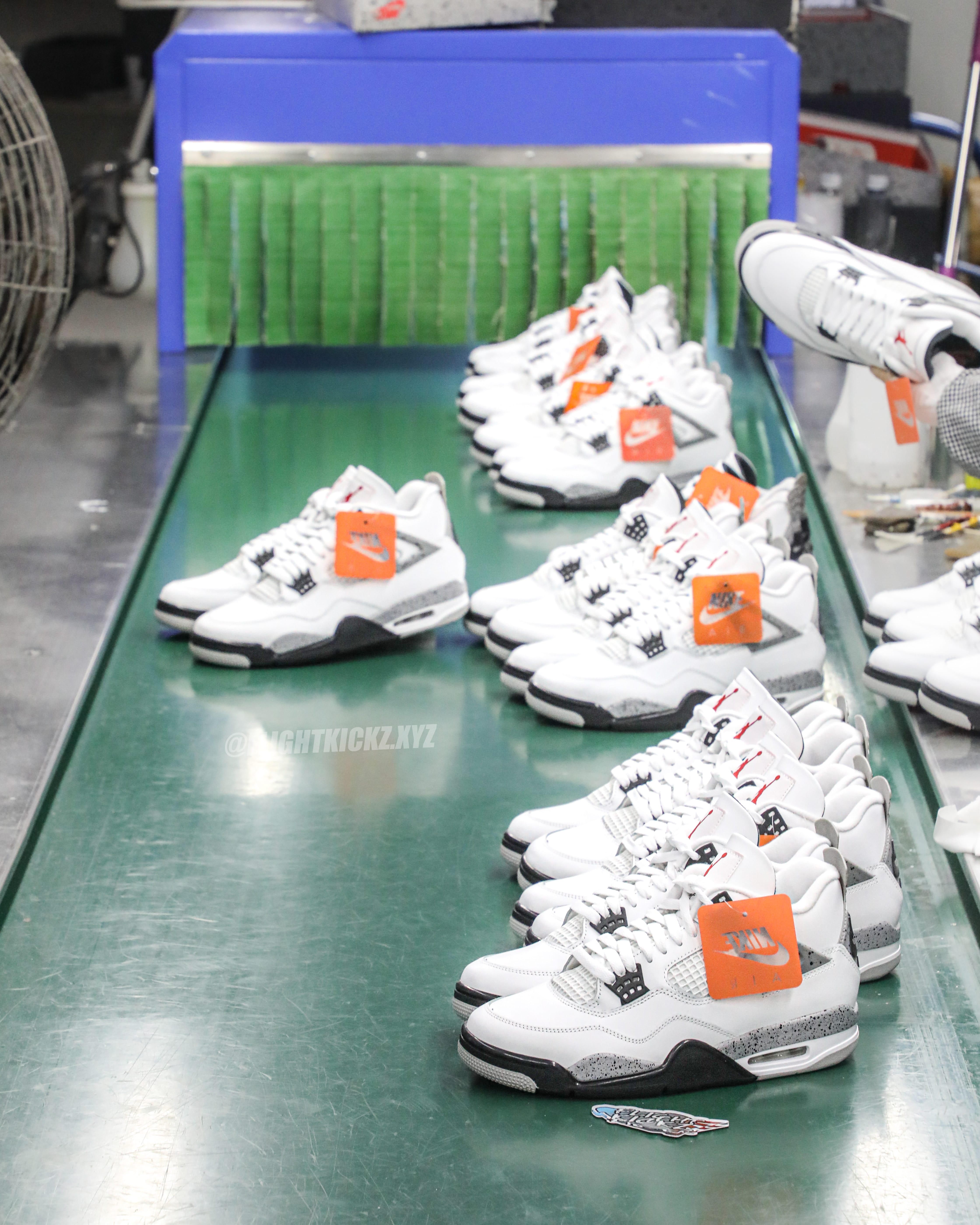 Air Jordan 4 Retro OG ‘White Cement’ 2025 (Ln5 A1)