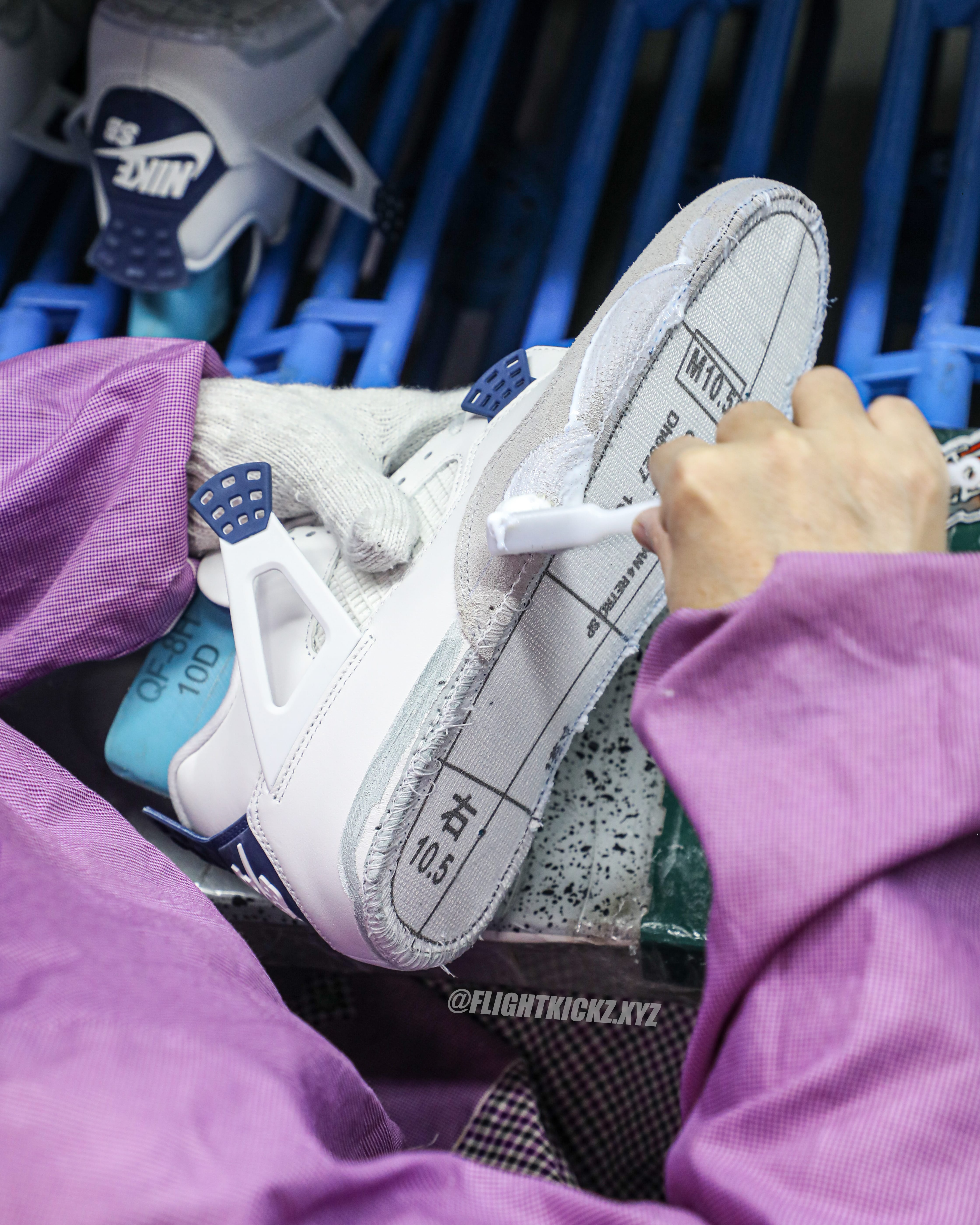 Nike SB x Air Jordan 4 “Navy Blue” 2025 (LN5 A1 Batch)