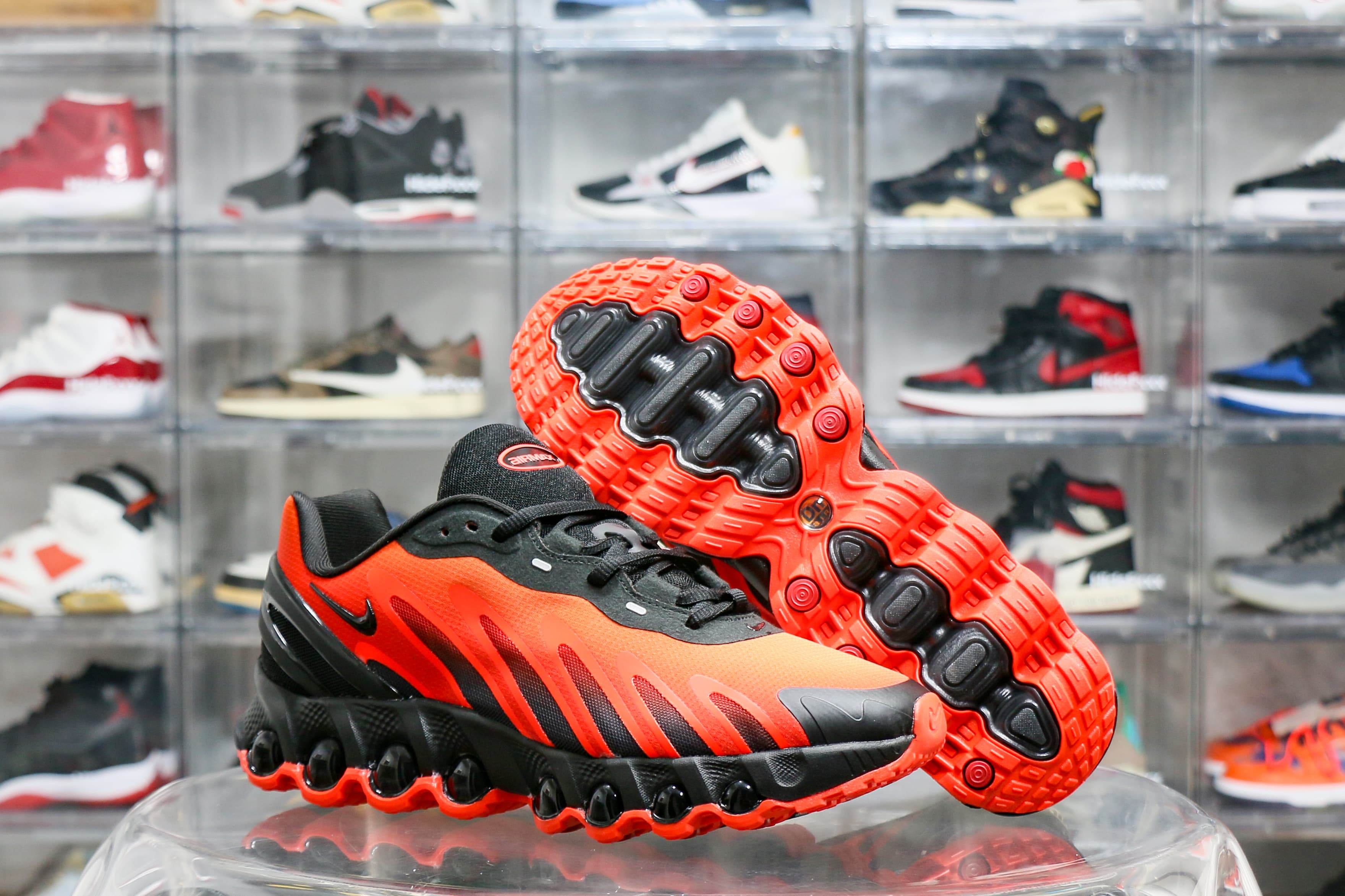 Nike Air Max Dn8 Orange Black (2025)