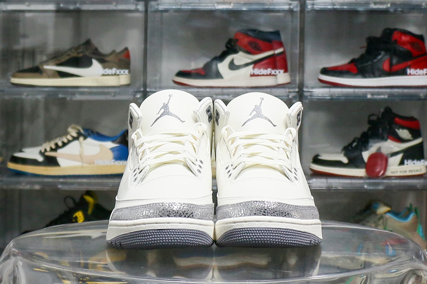 Air Jordan 3 Retro Sail Cement Grey 2025 (Ln5 A1)