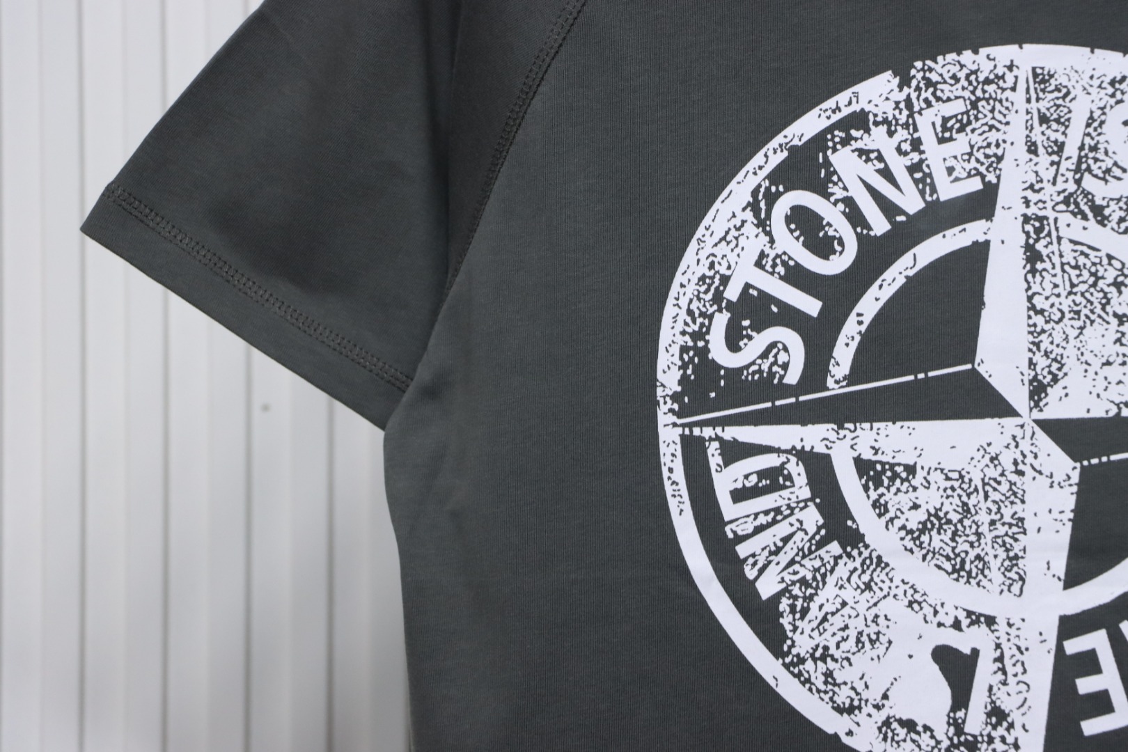 St0ne Island Compass-print T-shirt