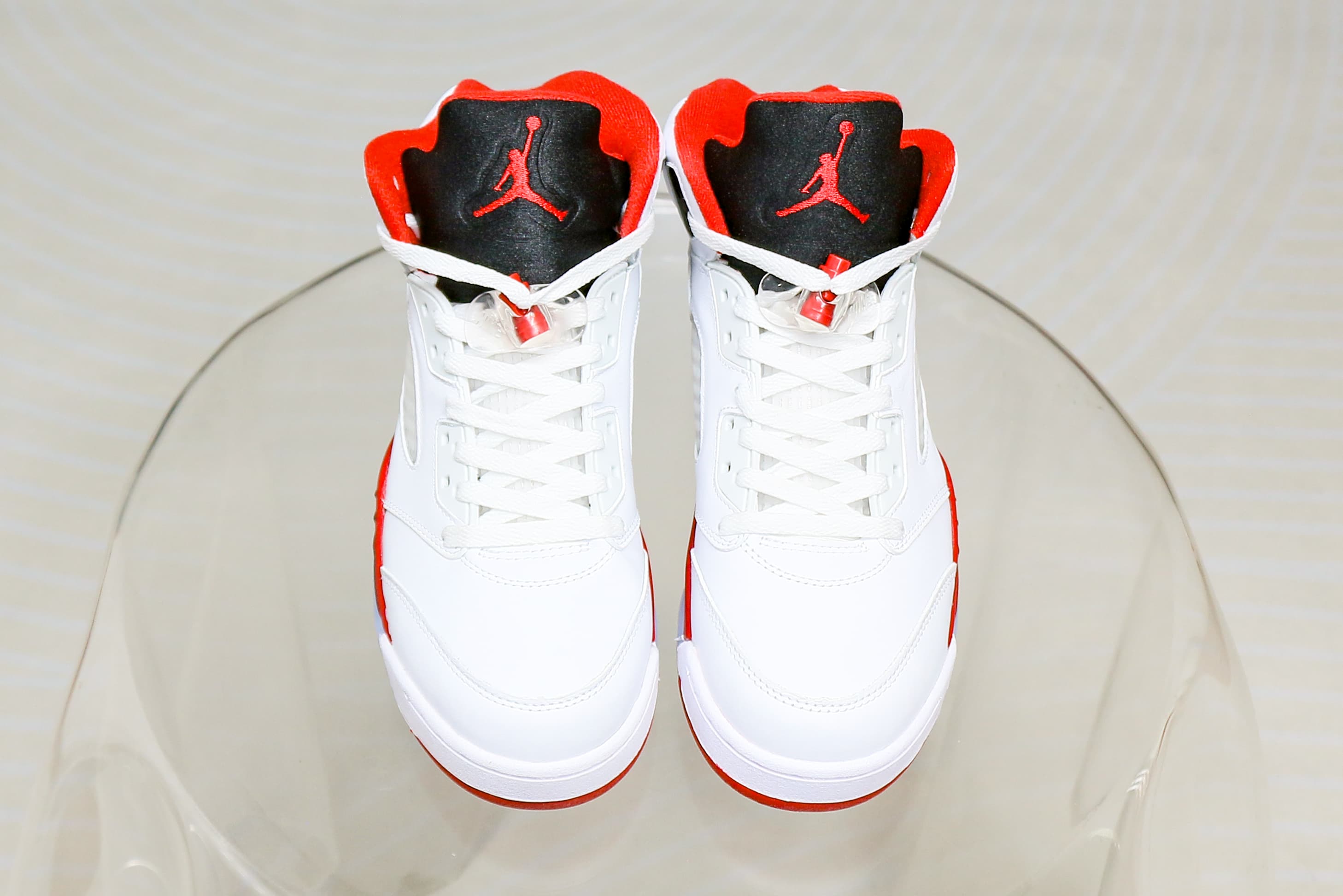 Air Jordan 5 Fire Red Black Tongue 2025 (Ln5 A1)