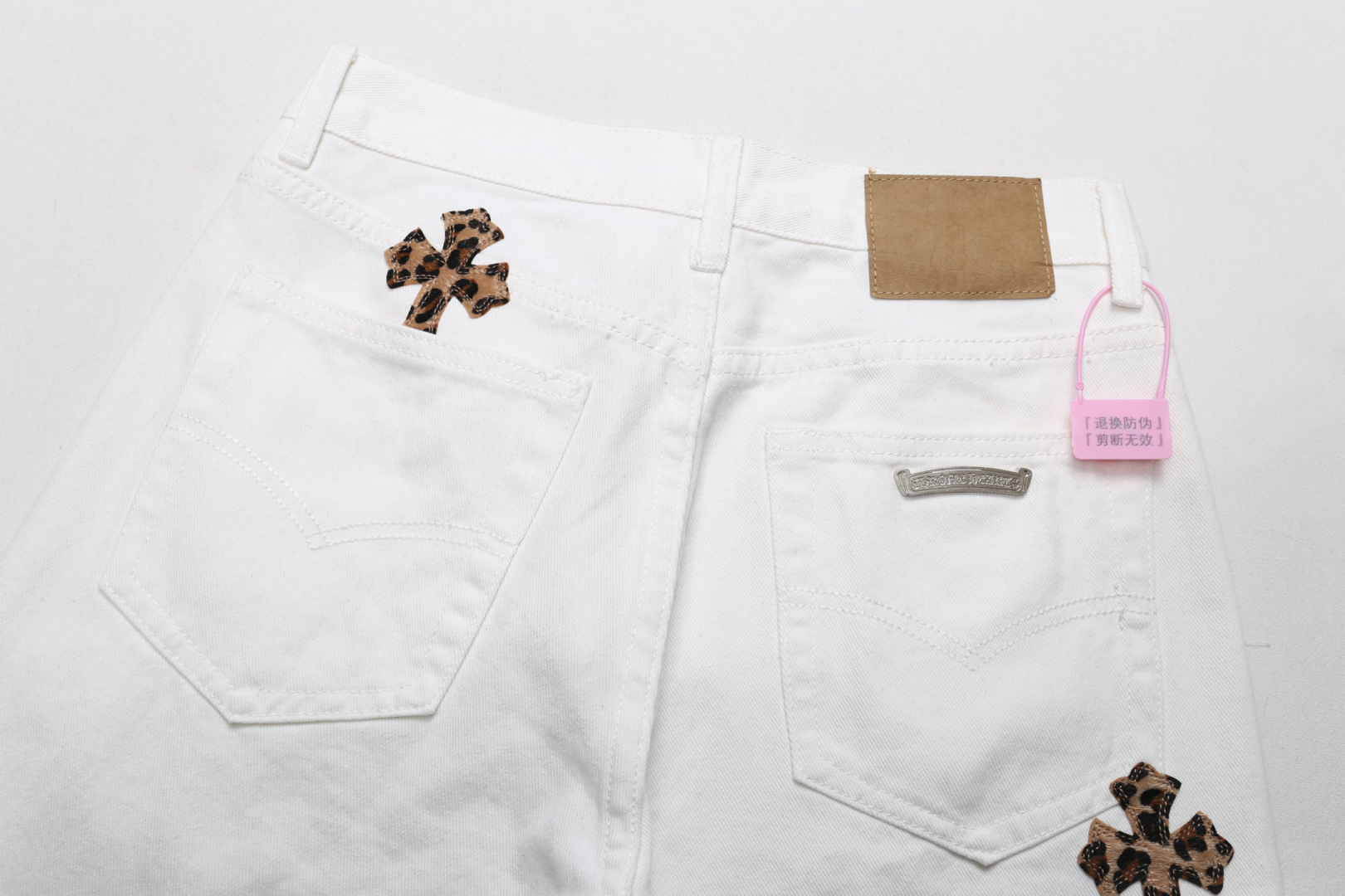 Ch*0me He**ts ancient graffiti with leopard print pants