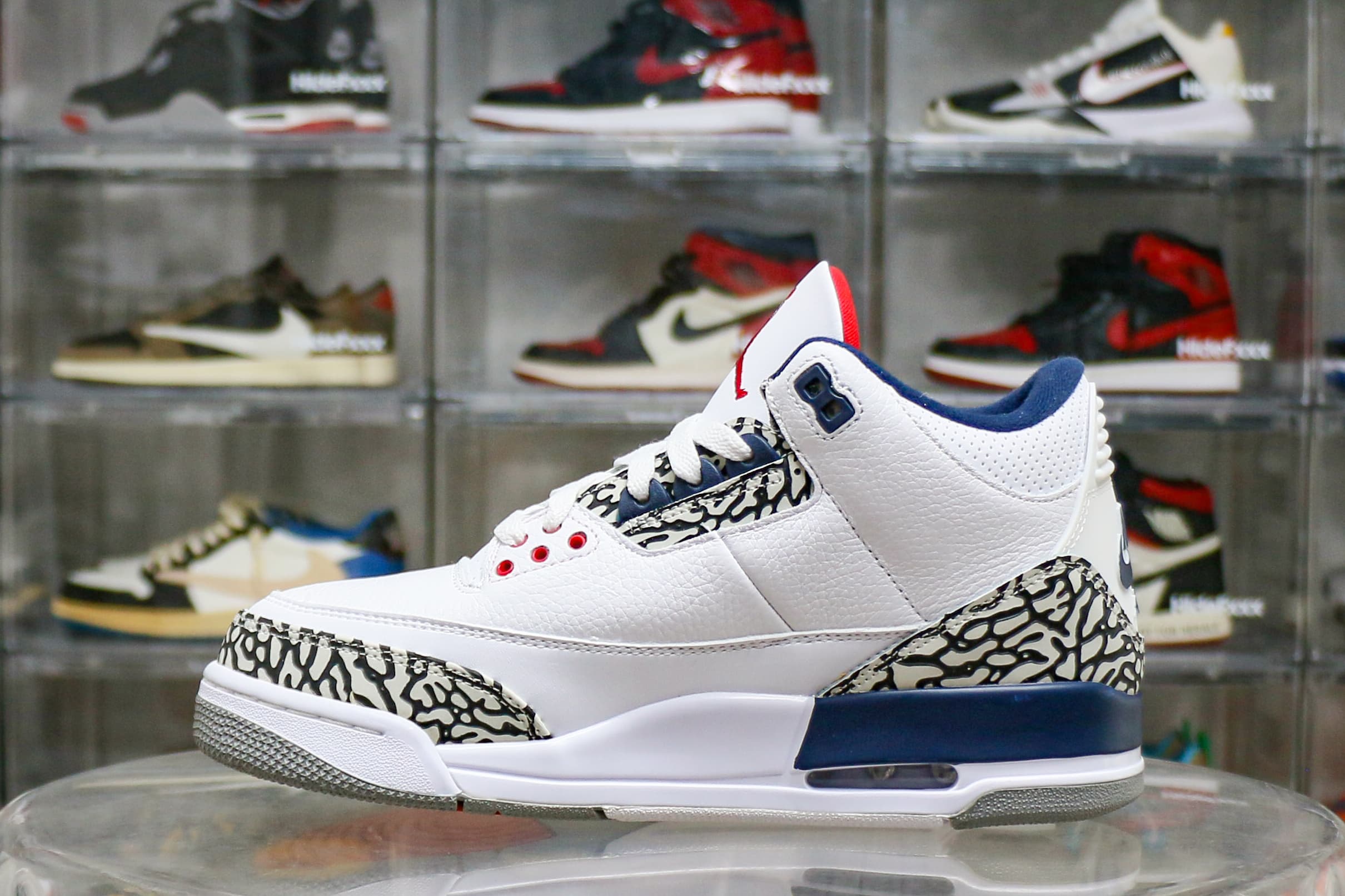 Air Jordan 3 Retro OG True Blue 2016