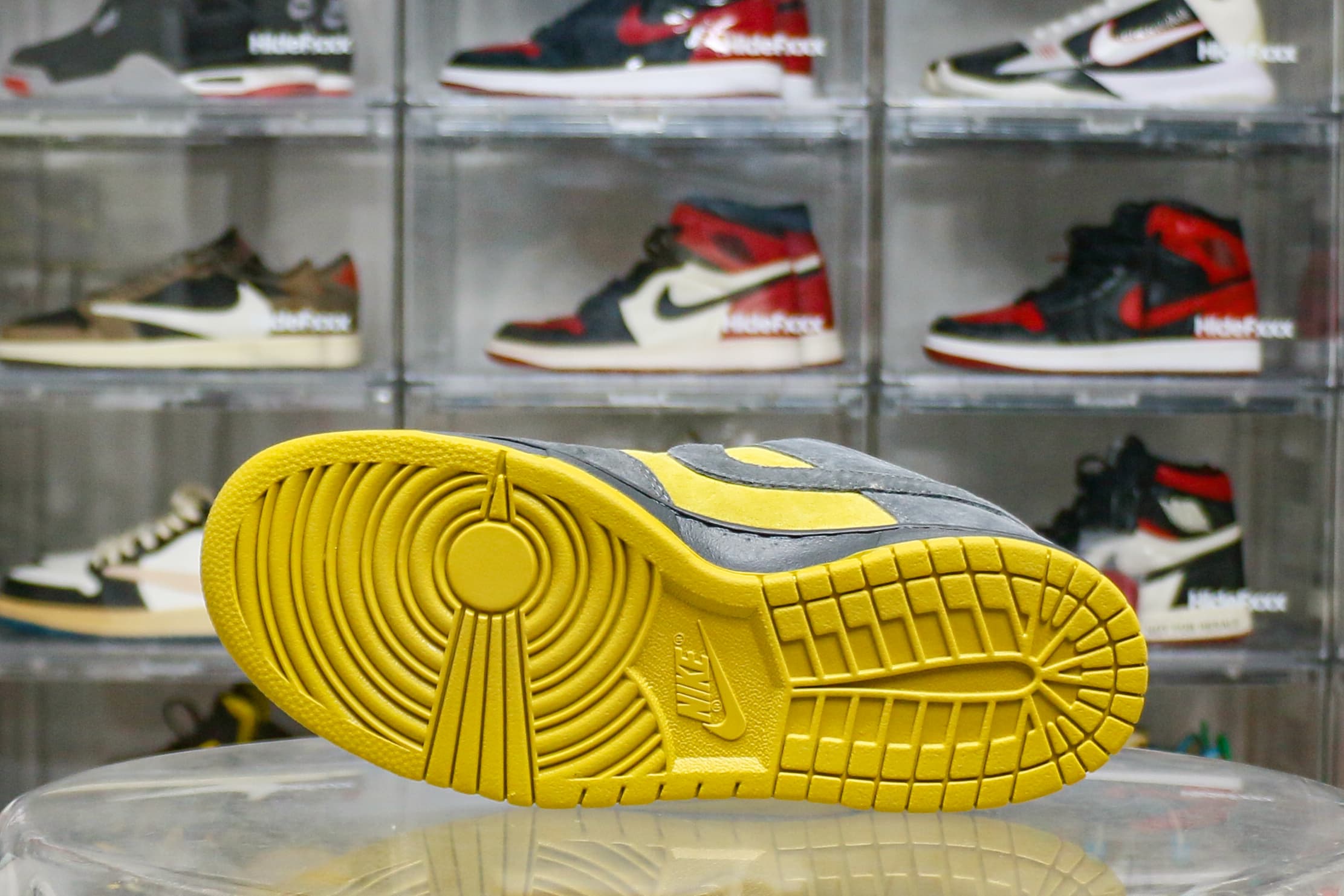 Nike SB Dunk Low Supreme 94 Hulk