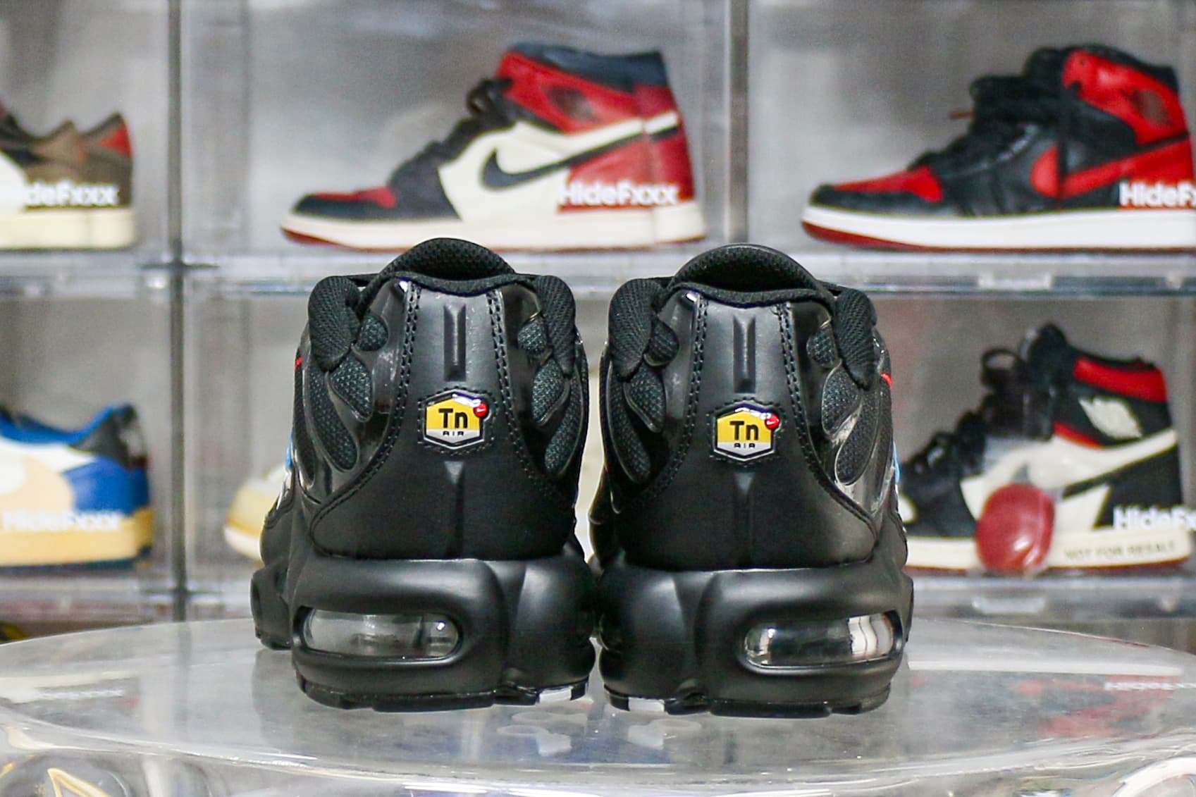 Nike Air Max Plus Multi Swoosh Black Crimson