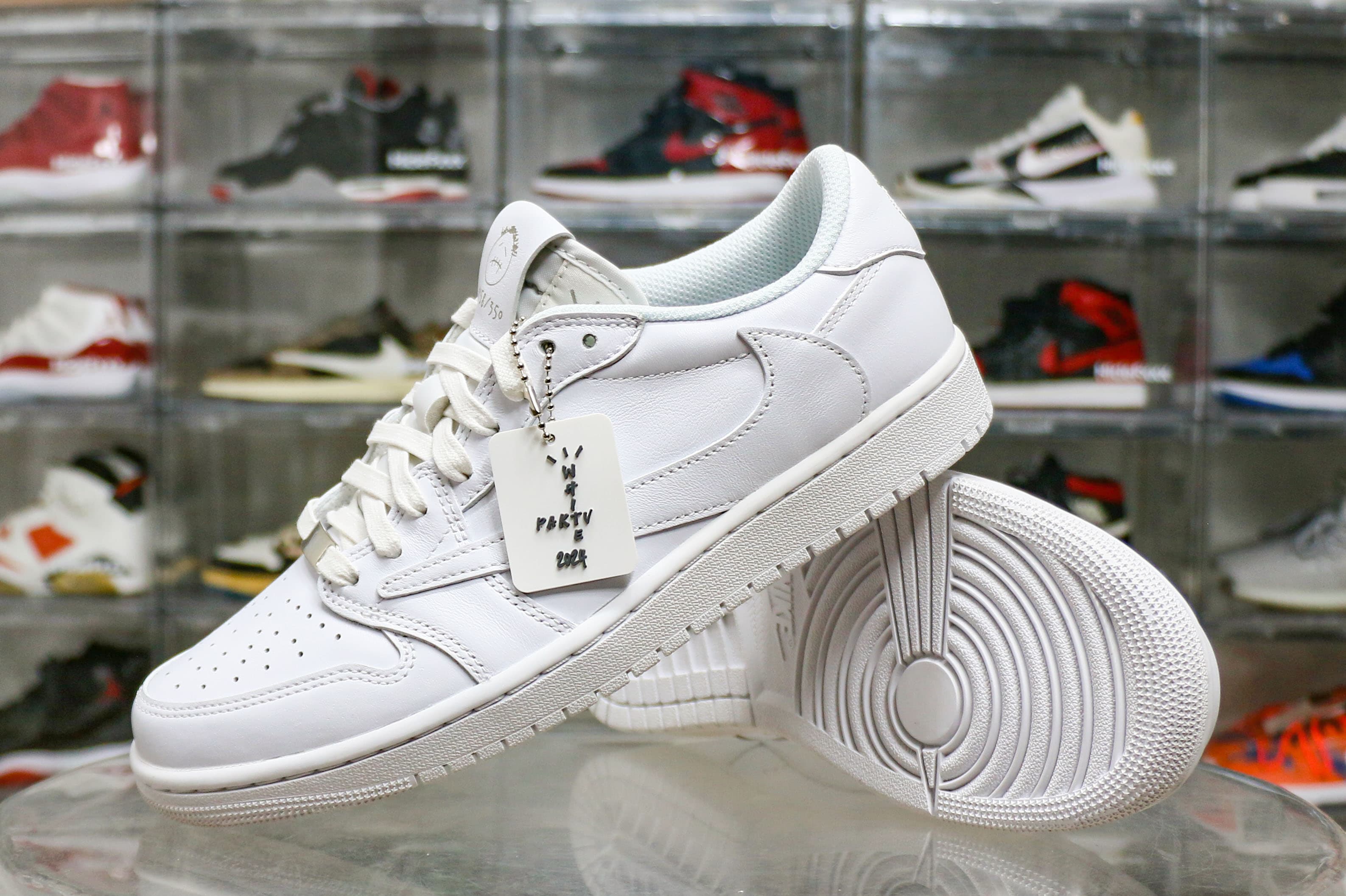 Travis Scott x Air Jordan 1 Retro Low OG SP Michael Rubin White Party (Friends and Family)